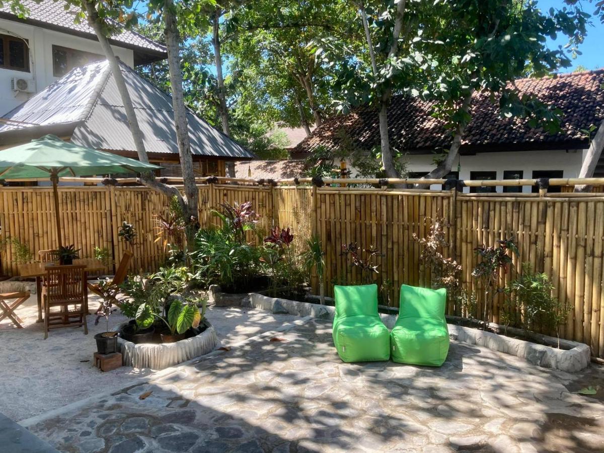 Lutwala Bungalows And Private Villa Джили Трауанган Екстериор снимка